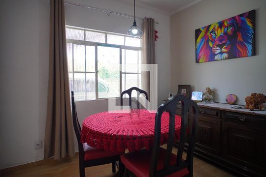 Sala  de casa à venda com 5 quartos, 535m² em Vila Nova, Porto Alegre