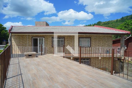 Terraço de casa para alugar com 5 quartos, 535m² em Vila Nova, Porto Alegre