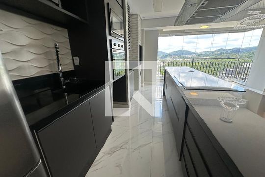 Cozinha de apartamento para alugar com 3 quartos, 128m² em Melville Empresarial Ii, Barueri
