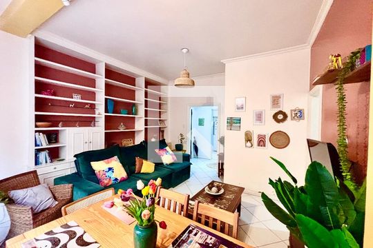 Sala de apartamento à venda com 2 quartos, 90m² em Copacabana, Rio de Janeiro