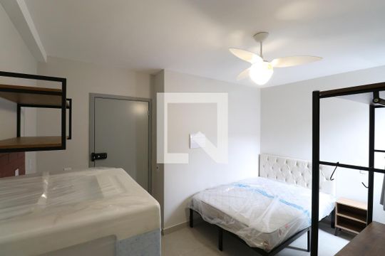 Sala/Quarto/Cozinha de kitnet/studio para alugar com 1 quarto, 22m² em Barra Funda, São Paulo