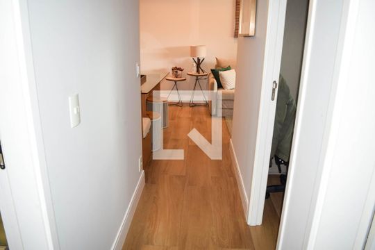 Corredor de apartamento à venda com 3 quartos, 82m² em Cidade Mãe do Céu, São Paulo