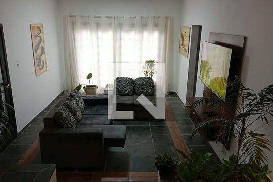Casa para alugar com 4 quartos, 150m² em Vila Curuçá, Santo André