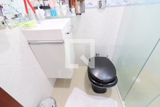 Banheiro da Suíte 1 de casa à venda com 2 quartos, 180m² em Jardim das Flores, Osasco