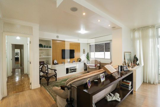 Sala de apartamento à venda com 3 quartos, 170m² em Água Fria, São Paulo