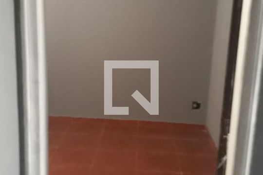 Casa para alugar com 2 quartos, 300m² em Centro, Mogi das Cruzes