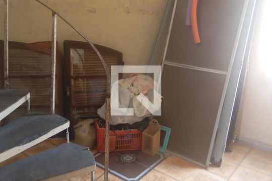 Casa para alugar com 2 quartos, 300m² em Centro, Mogi das Cruzes
