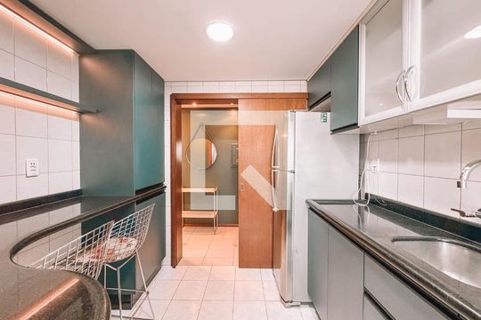 Cozinha  de apartamento à venda com 2 quartos, 82m² em Canudos, Novo Hamburgo