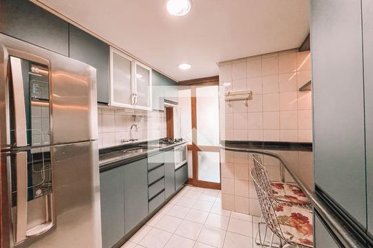 Cozinha  de apartamento à venda com 2 quartos, 82m² em Canudos, Novo Hamburgo