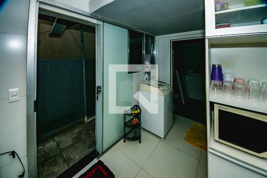 Casa para alugar com 4 quartos, 50m² em Lagoinha Leblon, Belo Horizonte