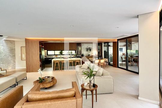 Casa de Condomínio à venda com 4 quartos, 500m² em Alphaville Residencial Um, Barueri
