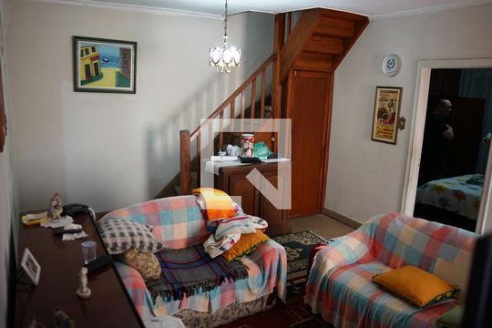 Sala de casa à venda com 3 quartos, 300m² em Vila Rosalia, Guarulhos