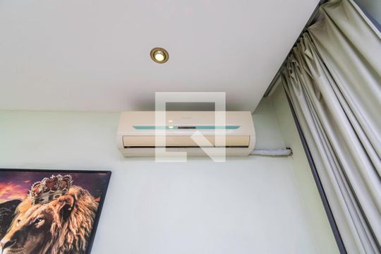 Sala de apartamento à venda com 3 quartos, 78m² em Irajá, Rio de Janeiro
