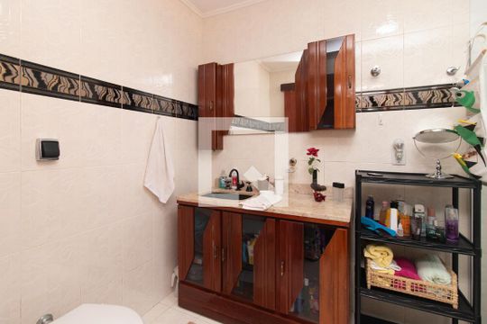 Banheiro do Quarto 1 de casa à venda com 2 quartos, 208m² em Nonoai, Porto Alegre