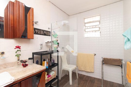 Banheiro do Quarto 1 de casa à venda com 2 quartos, 208m² em Nonoai, Porto Alegre