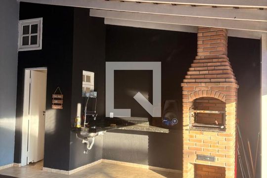 churrasqueira de casa de condomínio para alugar com 3 quartos, 790m² em Cidade Paquelandia, Itaquaquecetuba