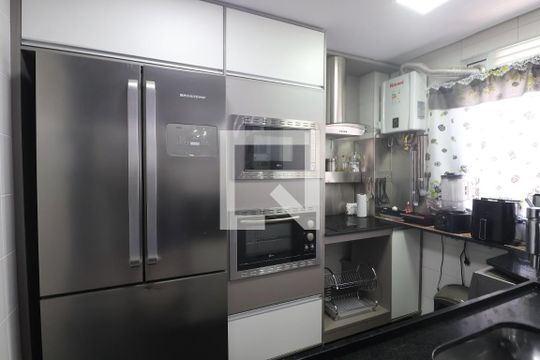 Cozinha e Área de Serviço de apartamento à venda com 2 quartos, 48m² em São José, Canoas