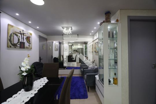 Sala de apartamento à venda com 2 quartos, 48m² em São José, Canoas