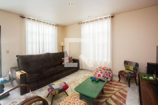 Casa para alugar com 4 quartos, 395m² em Santo Amaro, São Paulo