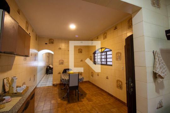 Cozinha de casa à venda com 3 quartos, 110m² em Cidade Líder, São Paulo