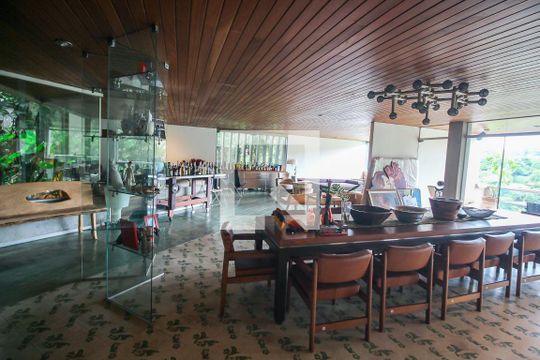 Sala de casa à venda com 5 quartos, 776m² em Cidade Jardim, São Paulo