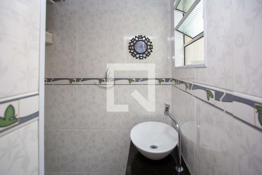 Banheiro da Suíte Casa 1 de casa à venda com 4 quartos, 120m² em Vila Capela, São Paulo