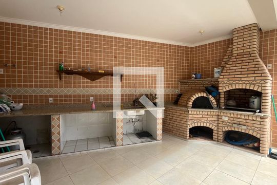 Casa à venda com 3 quartos, 426m² em Loteamento Arboreto dos Jequitibas (sousas), Campinas