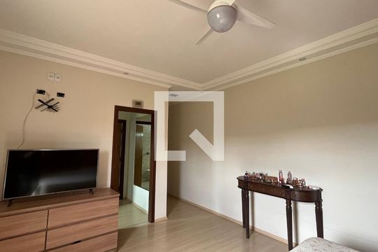 Casa à venda com 3 quartos, 426m² em Loteamento Arboreto dos Jequitibas (sousas), Campinas
