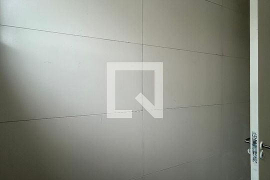 Banheiro de apartamento à venda com 2 quartos, 40m² em Piqueri, São Paulo