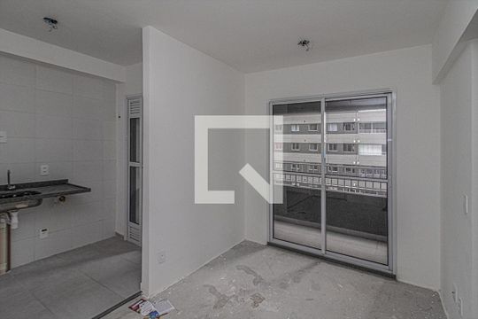 sala_2 de apartamento à venda com 2 quartos, 42m² em Vila Vermelha, São Paulo