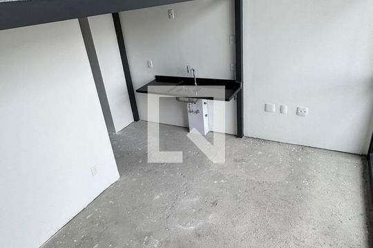 Sala de kitnet/studio para alugar com 1 quarto, 29m² em Perdizes, São Paulo