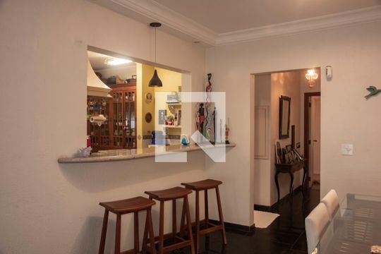 Cozinha de casa à venda com 3 quartos, 370m² em Planalto Paulista, São Paulo