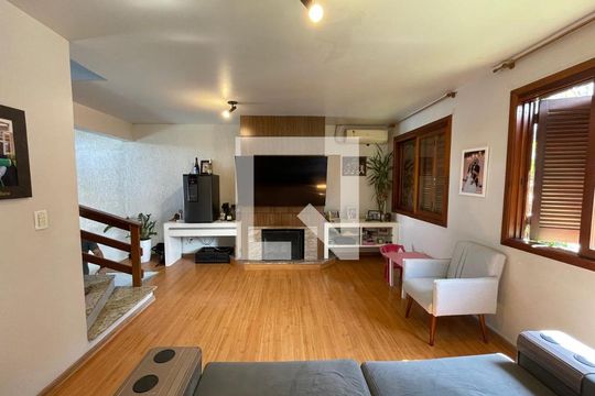 Casa à venda com 3 quartos, 248m² em Ouro Branco, Novo Hamburgo