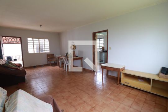 Sala de casa para alugar com 4 quartos, 1600m² em Recreio das Acacias, Ribeirão Preto