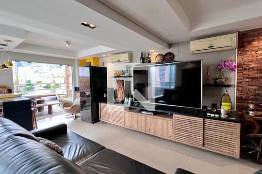 Apartamento à venda com 3 quartos, 190m² em Carmo, Belo Horizonte