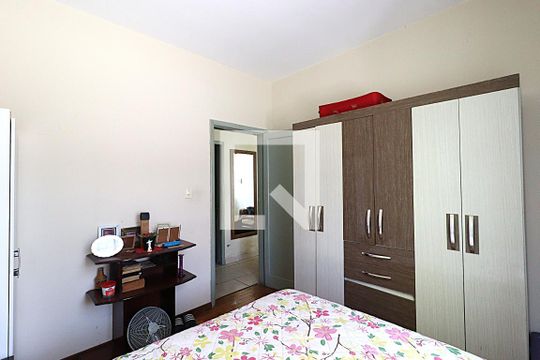 Quarto 1 de casa à venda com 3 quartos, 160m² em Sarandi, Porto Alegre