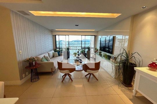 Apartamento à venda com 4 quartos, 190m² em Ingá, Niterói
