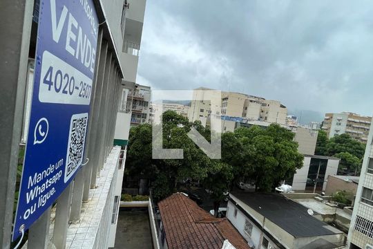 Plaquinha de apartamento para alugar com 3 quartos, 110m² em Maracanã, Rio de Janeiro