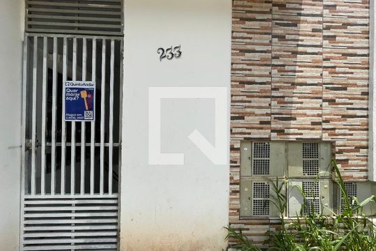 Fachada de kitnet/studio para alugar com 1 quarto, 30m² em Parque Mirante da Mata, Cotia