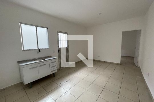 Cozinha de kitnet/studio para alugar com 1 quarto, 30m² em Parque Mirante da Mata, Cotia