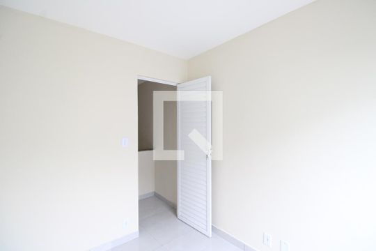 Quarto  de casa de condomínio à venda com 2 quartos, 70m² em Tanque, Rio de Janeiro