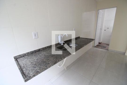 Cozinha de casa de condomínio à venda com 2 quartos, 70m² em Tanque, Rio de Janeiro