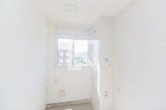 Cozinha de apartamento para alugar com 2 quartos, 60m² em Jardim Sabará, Porto Alegre