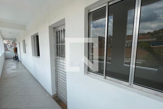 Fachada de kitnet/studio para alugar com 1 quarto, 30m² em Parque Mirante da Mata, Cotia