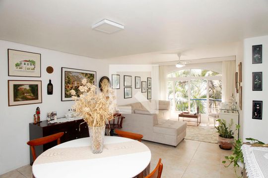 Sala de apartamento à venda com 3 quartos, 104m² em Mont’serrat, Porto Alegre