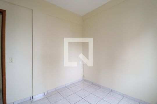 Quarto 1 de apartamento para alugar com 3 quartos, 73m² em Santa Maria, Uberlândia