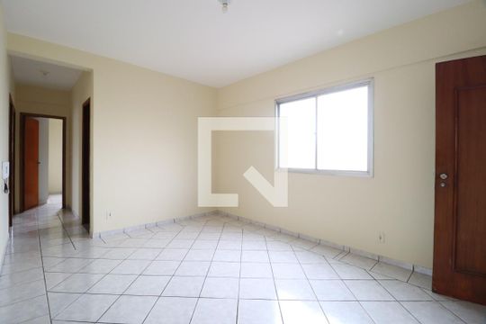 Sala de apartamento para alugar com 3 quartos, 73m² em Santa Maria, Uberlândia