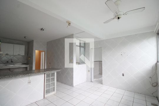 Sala 2 de casa à venda com 5 quartos, 1400m² em Taquara, Rio de Janeiro
