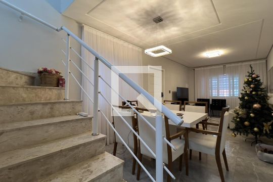 Sala de casa à venda com 3 quartos, 170m² em Vila Maranduba, Guarulhos
