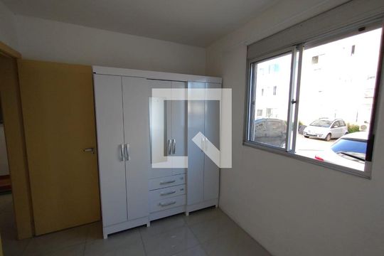 Quarto de apartamento à venda com 2 quartos, 60m² em Coronel Aparicio Borges, Porto Alegre